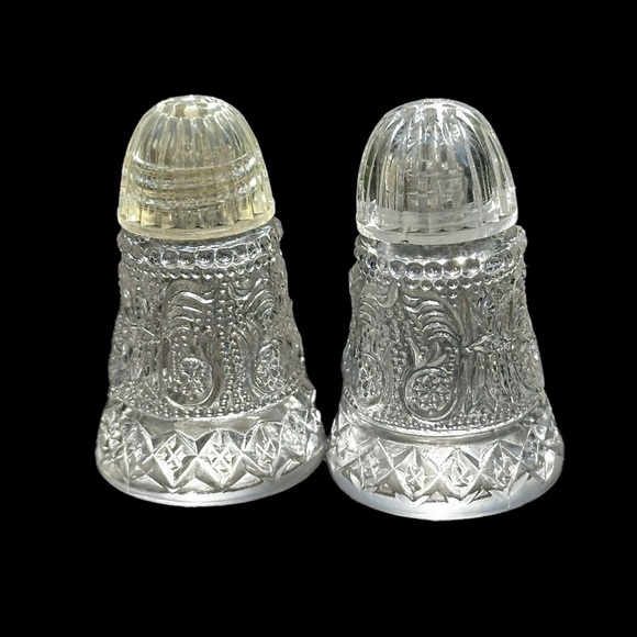 Antique DUNCAN & MILLER SANDWICH Clear Mini Salt & Peppers Shakers- 2.375" - Picture 1 of 9